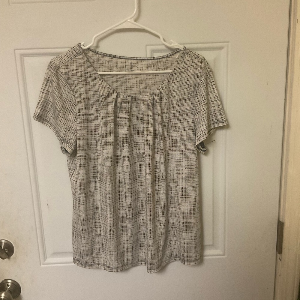 Worthington Black/White Blouse
